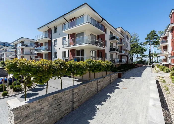 Apartament Klifowa Rewal z basenem