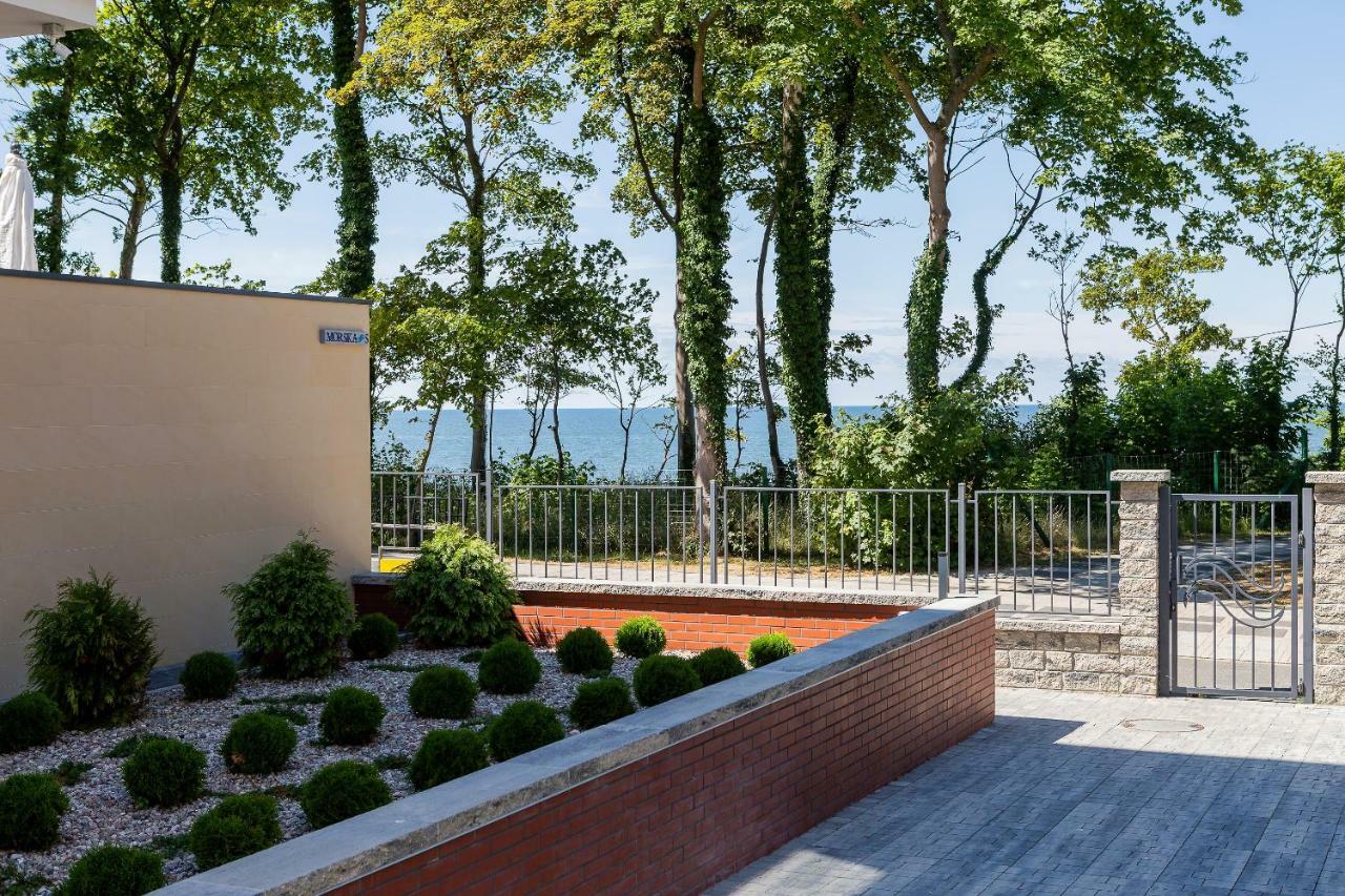 Klifowa Z Widokiem Na Morze I Basenem Apartment Rewal